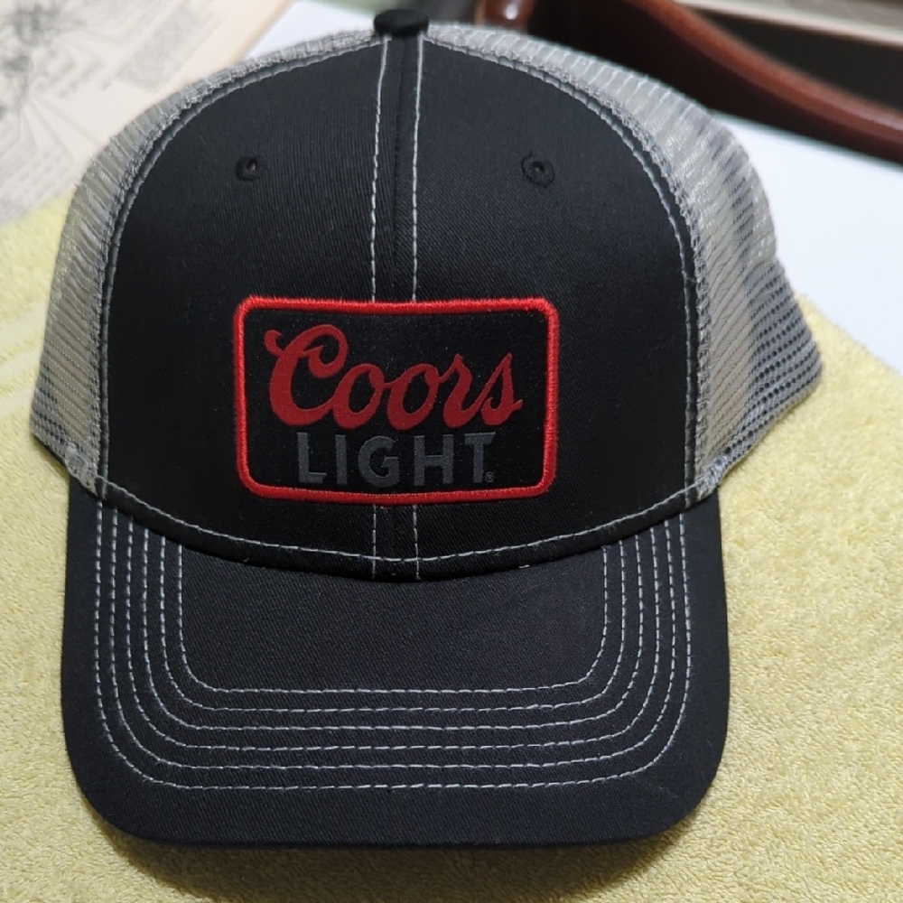 Black and Gray COORS LIGHT Trucker Hat..NEW!! Official Coors Tag!!